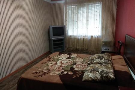 Однокомнатная квартира   возле рынка ирчи-казака