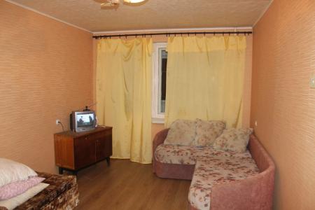 Сдаю квартиру на Миккели 11, посуточно.