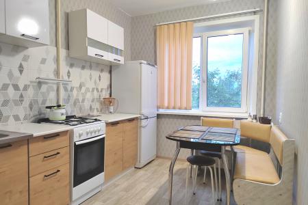 2-к. квартира, 52 м², 3/9 эт.