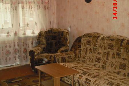 Двухкомнатная квартира посуточно в центре на ул. Киселева