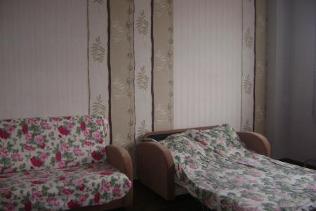 ПОСУТОЧНО.Сдаю 1-комнатную квартиру