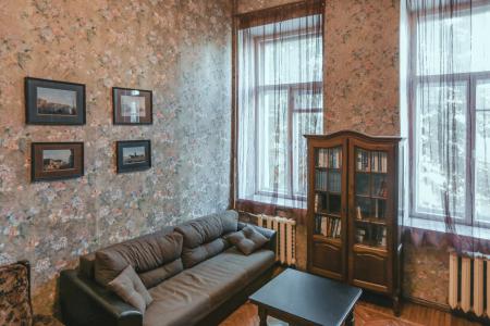 Аутентичная петербургская квартира с парадными, Невский проспект., река Мойка.