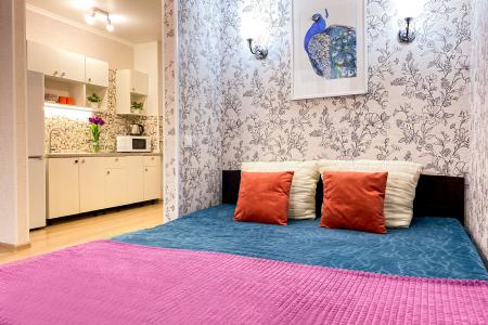 Студия на улице Большая