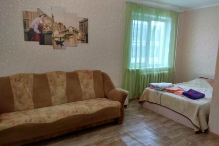 Сдам отличную квартиру в центре Тулы! Квартира укомплектована на 4 человека, всем необходимым!
