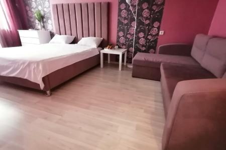 Прекрасная квартира рядом с ледовой ареной "Металлург"(центр)