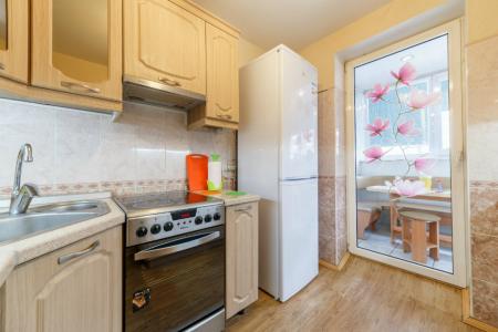 Уютная 2к кв с хорошей мебелью и современной бытовой техникой. Уралмаш. Wi-Fi Отчетные документы.