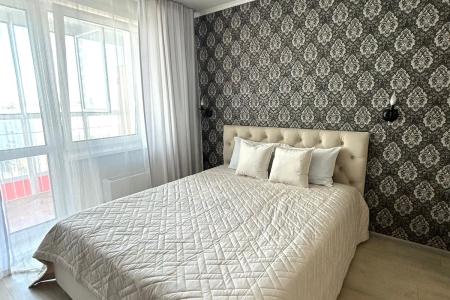 уютная студия для 2х на набережной