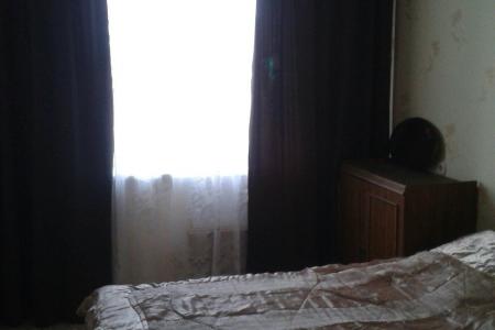 Уютная однокомнатная квартира с хорошим ремонтом в центре города.