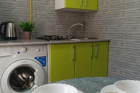 Двухкомнатная квартира около автовокзала