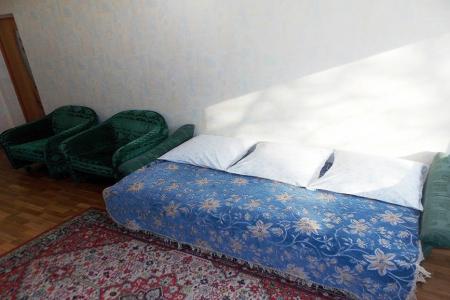 Сдаю на суткки 1 комн. кв-ру по ул. Комп. Воровъевых, расположенную на Заливе