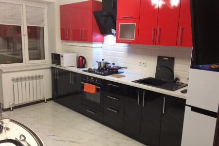 ​ Новая квартира в городском центре у монастыря и парка