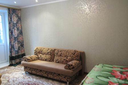 1 комнатная квартира в Кузнецком районе.