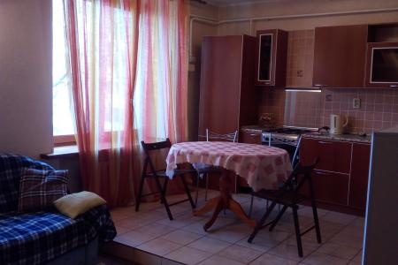 Трехкомнатная.  квартира в центральной части города