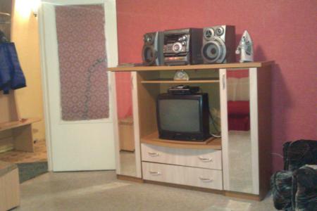 2-комнатная VIP квартира по ул. Кирова 47. Квартира находится в центре Синарского района.