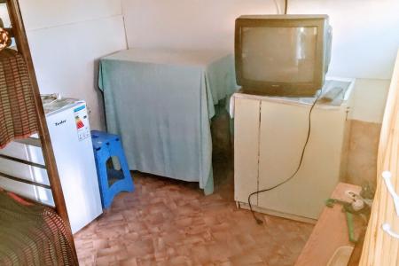 Сдам срочно отдельно стоящую времянку. 400 руб/сут.