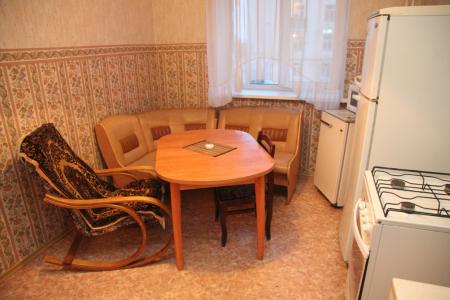 1-комнатная квартира по ул.Октябрьская 16. Квартира находится в центре Красногорского района.