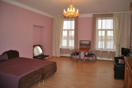 3-х комнатная квартира с прекрасным видом на Неву на наб. Кутузова