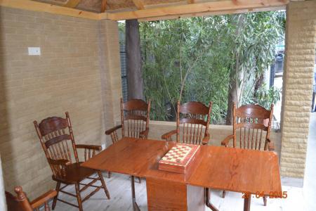 Однокомнатная квартира с двором и парковкой