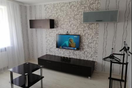 Квартира 2-х комн Машерова 80 Нал/Б/Нал