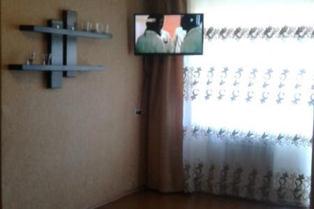 2 комнатная квартира Центр города,