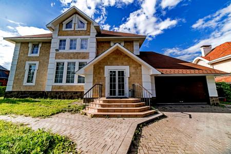 Дом с бассейном и сауной, бильярдом на 28 гостей в 18 км. по Рублёво-Успенскому шоссе