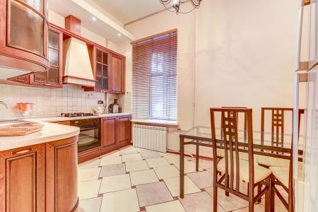 Лиговский проспект, 130