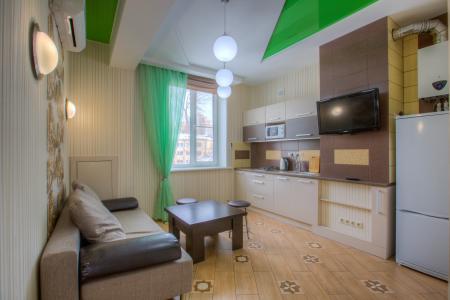 Студия с дизайнерским ремонтом на Мира, 1