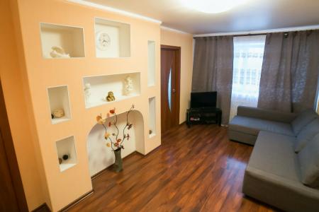 Двухкомнатная квартира в Центре на Мингажева 127