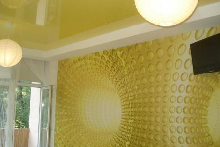 Сдаётся однокомнатный номер с кухней в частном коттедже-Кастрополь(район Фороса)! Шикарный дизайн.