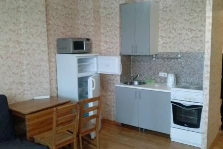 Уютная студия рядом с метро!!!