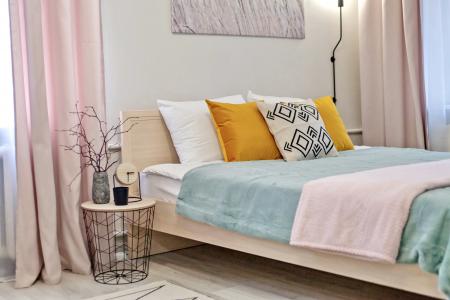 Апартаменты ApartMari В центре у озера