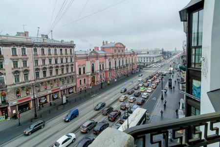 Видовая квартира на Невском проспекте