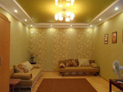 Сдаю посуточно половинку дома в центре Феодосии