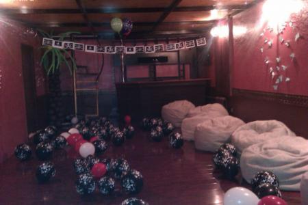 Коттедж в черте города в живописном месте в сосновом бору.