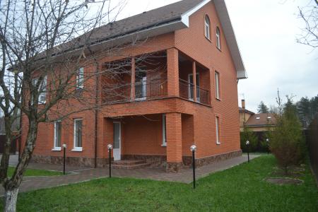 Коттедж 3 эт. 250кв.м.