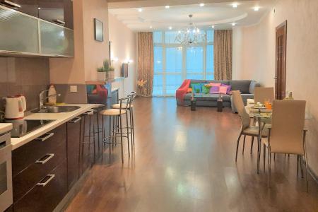 Апартаменты у моря, центр, 110кв.м