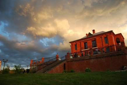 Гостиничный комплекс "Имение Сведомских"