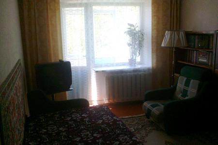 Двухкомнатная квартира возле Краевой больницы