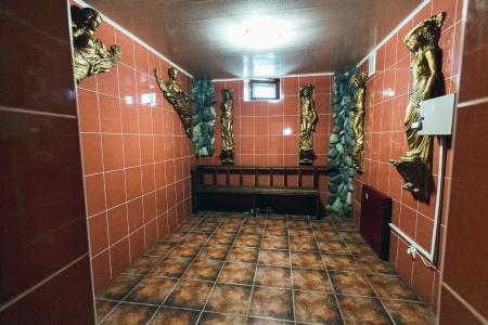 Гостевой коттедж в Нагорном на 30 гостей с баней и бильярдом