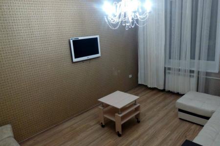 «Двухкомнатная квартира возле ГОРСОВЕТА