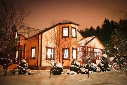 Коттедж по Рублево-Успенскому шоссе для компании до 16 человек