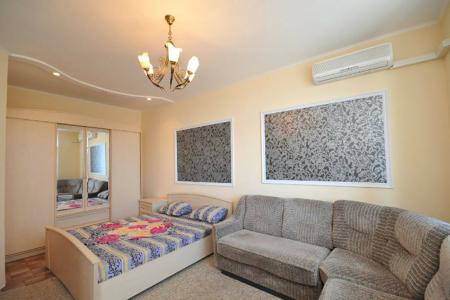 Отличная 1-комнатная квартира на Аллее Героев, 1