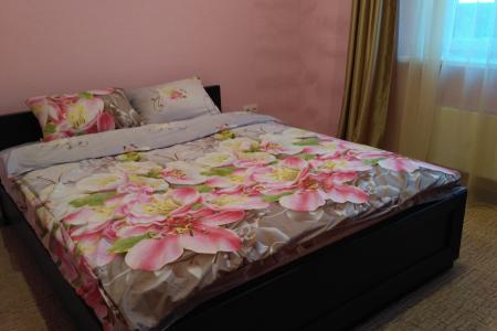 Студия в розовых тонах