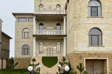 3-этажный дом, 1 200 м²