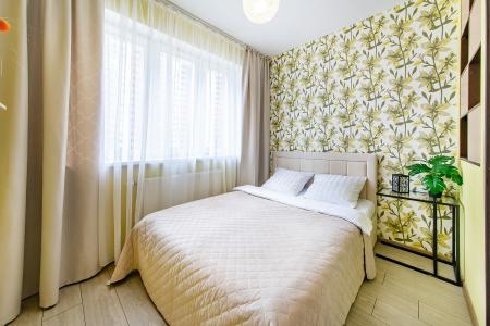 У входа у метро Петровщина, Можно использоватькак двухкомнатную