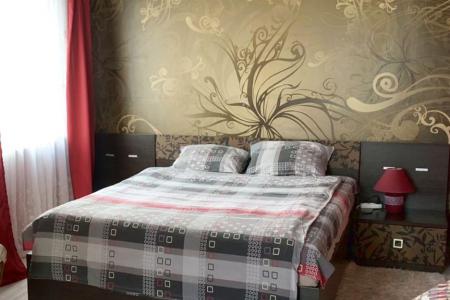 У нас всегда хорошо!Посуточно 1-я квартира в самом центре.