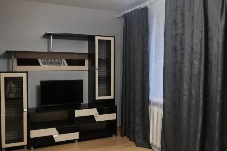 Двухкомнатная квартира рядом с Ледовым дворцом