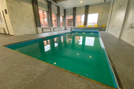 Сдаем новый коттедж 500 кв.м. в КП " Романтика "с бассейном и сауной