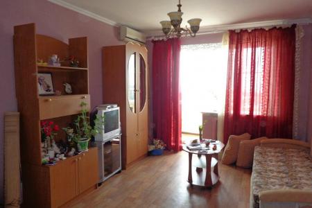 1 комнатная квартира с видом на море в Центре.