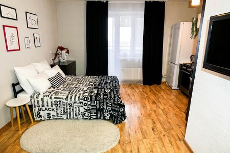 Черно-белая гармония в Парковом